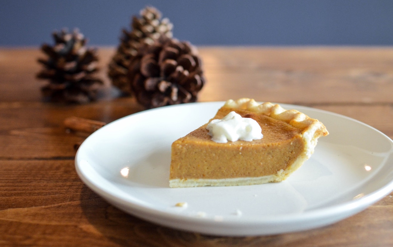 Thanksgiving Pumpkin Pie - Tips for Hosting a Stress-Free Thanksgiving