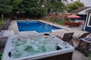 Private heated pool with hot tub pool rental