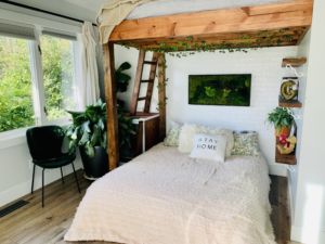living wall bedroom ideas