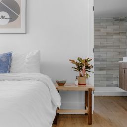 Bedroom Decor scene_Indy Maven