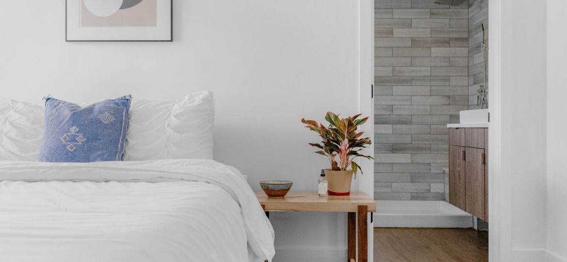 Bedroom Decor scene_Indy Maven
