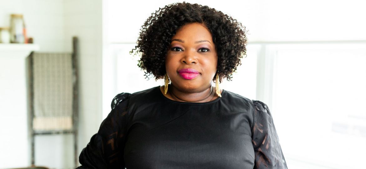 Tanorria Askew author of Staples+5