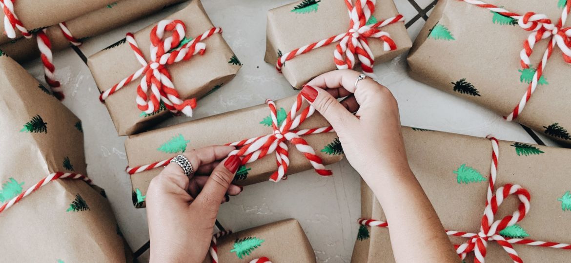 Homemade Holiday Guest Soaps: Easy DIY Gifts for Christmas - Mom Foodie