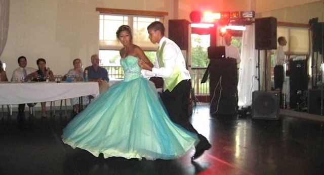 Arianna Cruz dancing