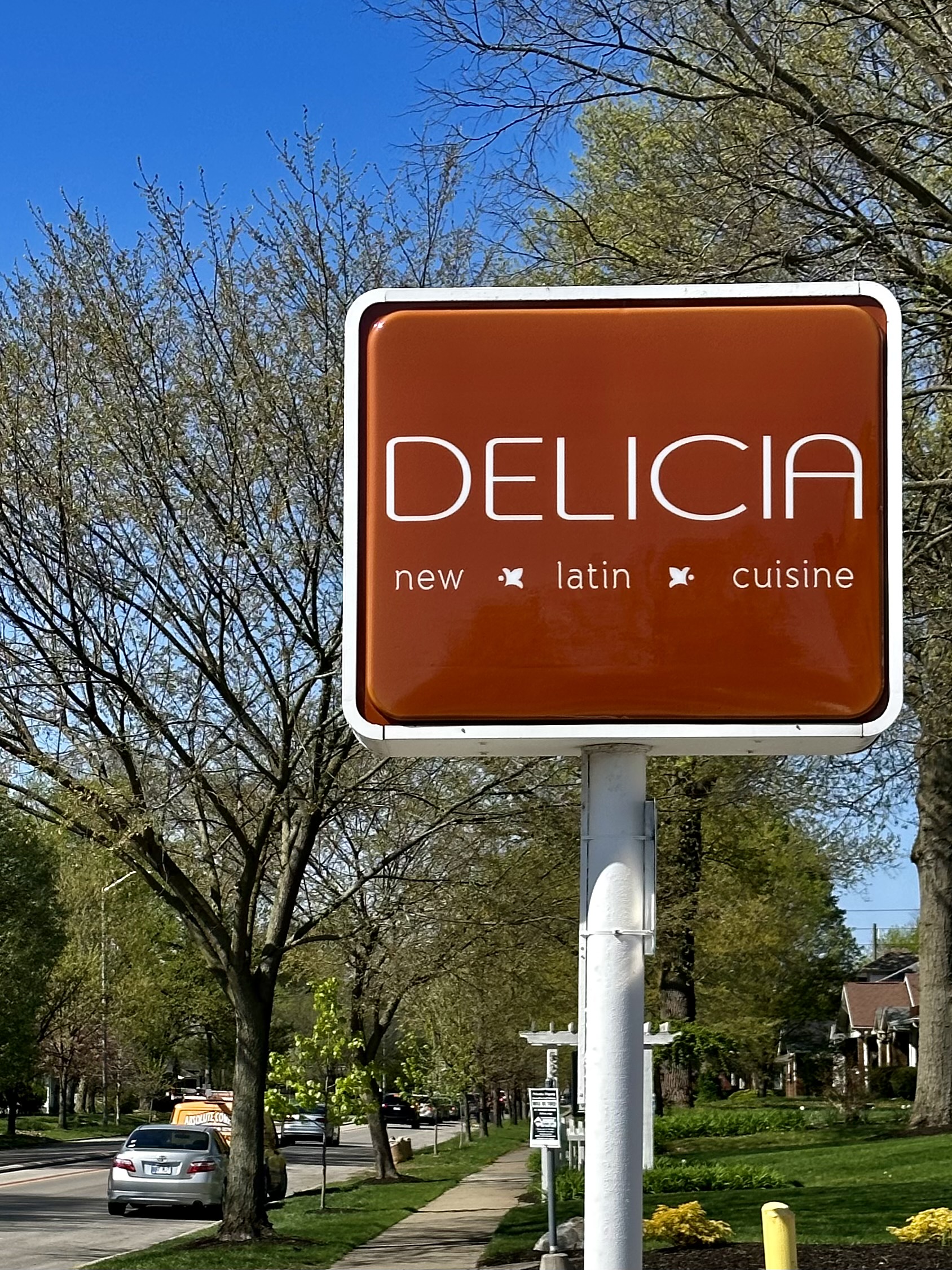 Delicia outside sign