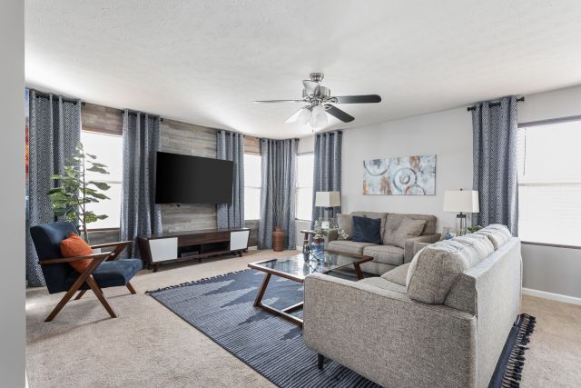 HER Home Design living room