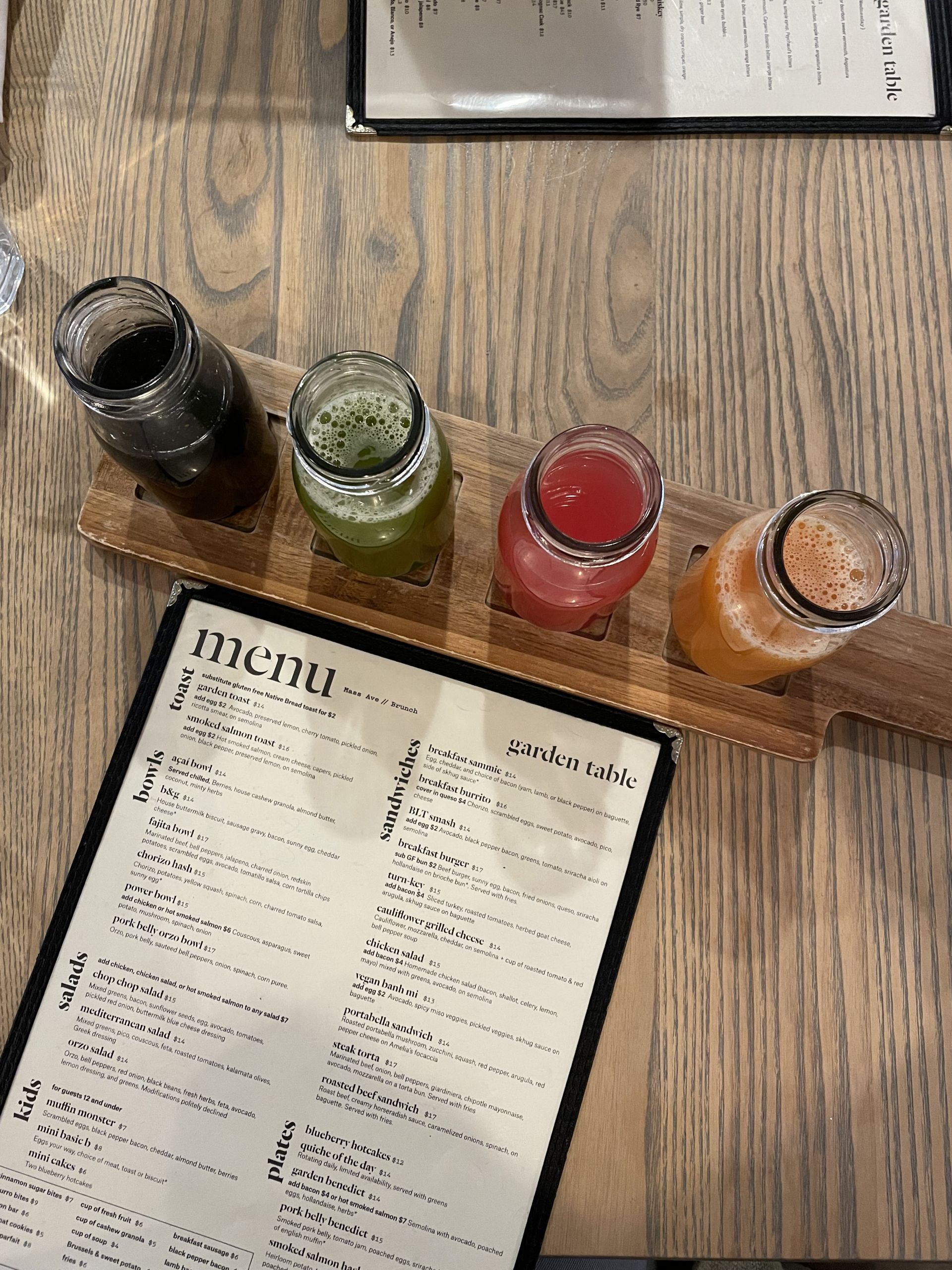 Garden Table juice flight