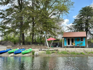 Beach Style Lakeside Mini Cottage