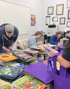 Indy Reads Volunteer