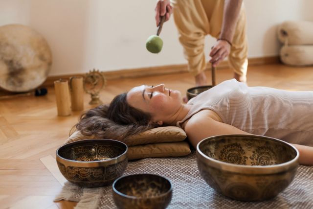 Woman at a retreat, relaxing - Featured Image