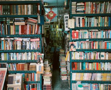 Supporting Local Bookstores - Featured Image