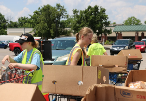 Gleaners Volunteer