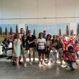 Vespa Tour - Italy